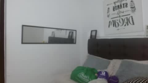 vane online show from October 18, 7:47 pm