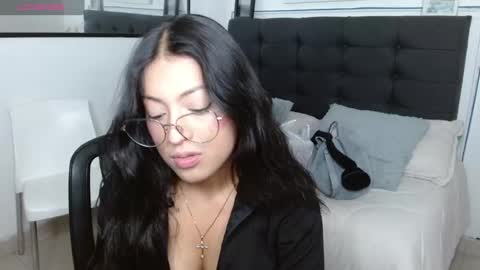 vane online show from November 2, 7:49 pm