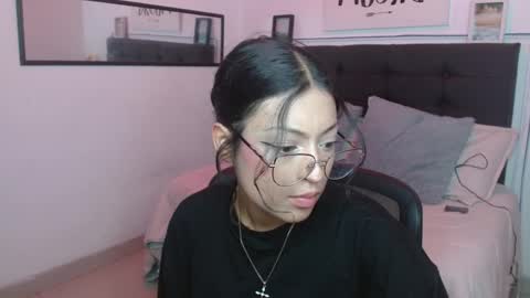 vane online show from November 9, 8:07 pm