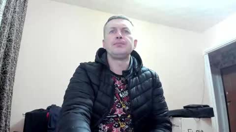 vano_822 online show from September 14, 9:25 pm