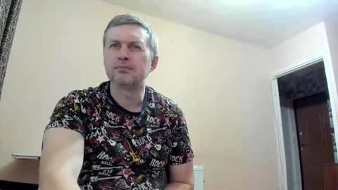 vano_822 online show from October 31, 10:44 pm