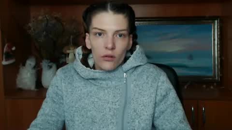 Snapshot of vanrey_ chatting on February 17, 8:52 am Vanessa online show from February 17, 8:52 am