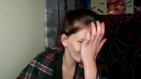 Snapshot of vanrey_ chatting on September 26, 7:12 am Vanessa online show from September 26, 7:12 am