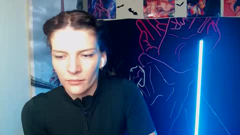 Snapshot of vanrey_ chatting on October 24, 7:27 am Vanessa online show from October 24, 7:27 am