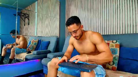 Vans Ross online show from February 28, 7:26 pm