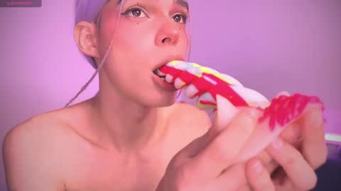 Snapshot of varya_ferreira chatting on March 12, 8:08 am Varya Ferreira - independent model online show from March 12, 8:08 am