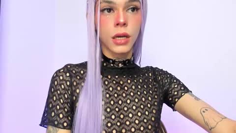 Snapshot of varya_ferreira chatting on November 7, 2:00 am Varya Ferreira - independent model online show from November 7, 2:00 am