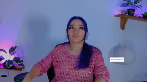 Snapshot of vayolett_dakotta chatting on October 22, 1:17 am Vayolett online show from October 22, 1:17 am