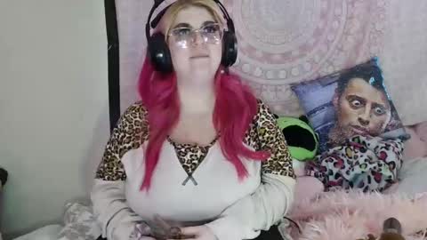 Veronica Lehane online show from January 16, 6:16 pm