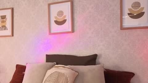 Snapshot of veesimons_dh chatting on October 20, 7:47 pm Vee Simons online show from October 20, 7:47 pm