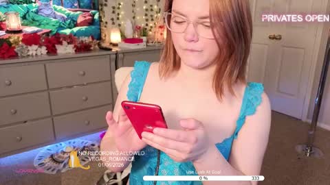 vegas_romance online show from January 7, 1:30 am