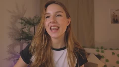 Maria online show from October 5, 2:59 pm