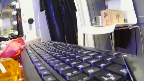 vegasmd online show from October 25, 6:10 am