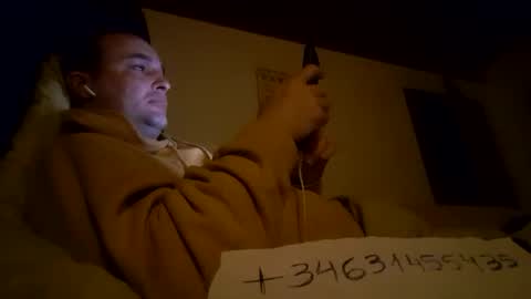 Snapshot of vegboy87 chatting on November 15, 5:42 pm vegboy87 online show from November 15, 5:42 pm