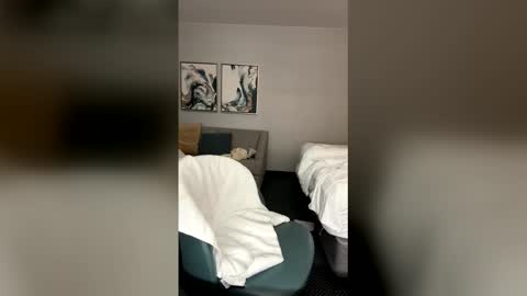 veinzilla online show from February 24, 3:15 am