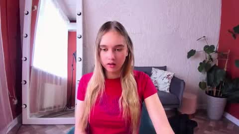 Snapshot of vel1ka chatting on November 21, 9:30 am Barbara online show from November 21, 9:30 am