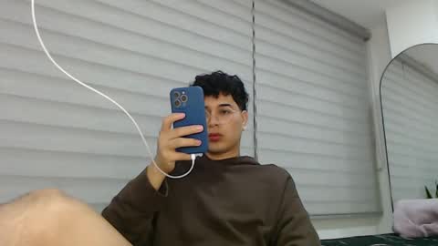 velascosexyboy online show from February 6, 2:44 am
