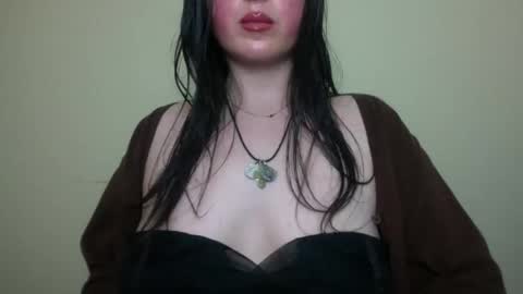 velira_ online show from January 14, 5:13 am