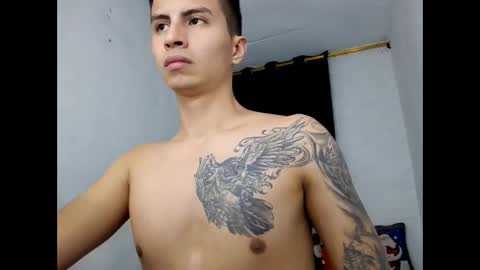 velk_hot1 online show from January 4, 2:56 am