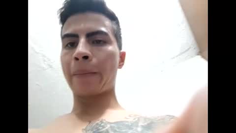 velk_hot1 online show from January 8, 4:02 am