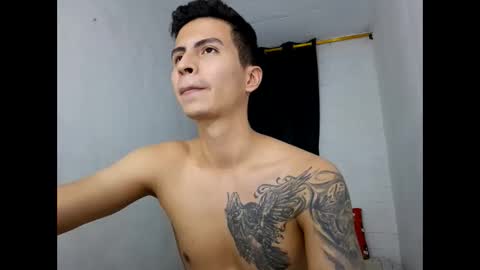 velk_hot1 online show from January 13, 11:27 pm
