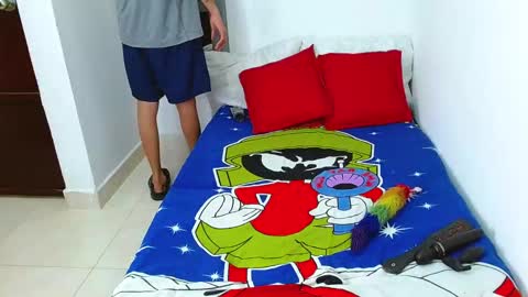 velk_hot1 online show from November 27, 3:14 pm