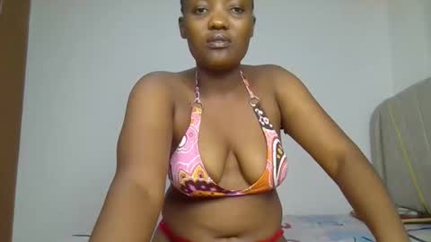 Snapshot of velma_zola chatting on February 23, 6:33 am velma online show from February 23, 6:33 am