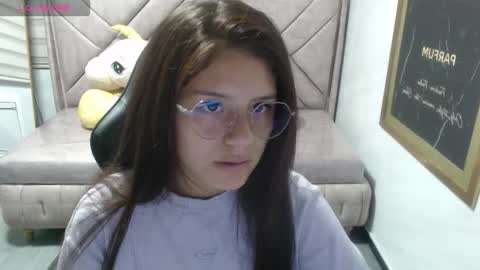 velvet_moon_v online show from December 3, 1:53 pm