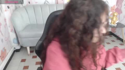 velvet_moon_v online show from February 13, 12:45 pm