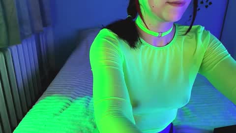 Violet online show from January 17, 6:02 pm