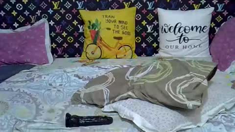 velvet online show from January 10, 6:15 am