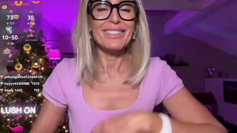 VelvetBarbie online show from December 29, 5:10 am