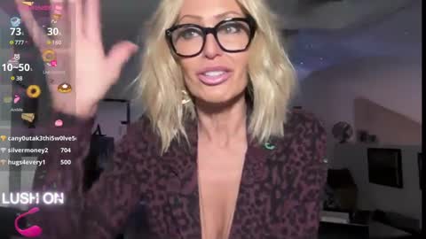 VelvetBarbie online show from January 8, 3:08 am