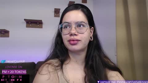 Snapshot of velvetcrystal chatting on November 26, 2:23 am Crystal PVT OPEN online show from November 26, 2:23 am