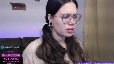 Snapshot of velvetcrystal chatting on November 28, 1:41 am Crystal PVT OPEN online show from November 28, 1:41 am