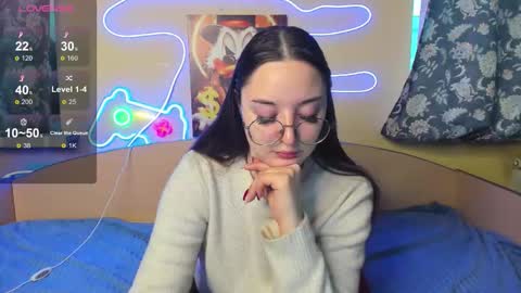 Snapshot of velvetgloww chatting on February 3, 2:21 am Violetta online show from February 3, 2:21 am