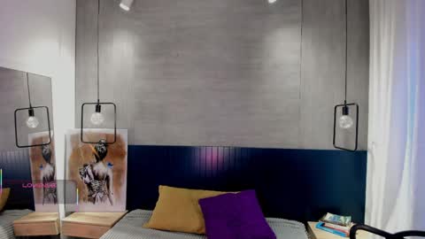 velvettease_ online show from April 10, 12:54 pm