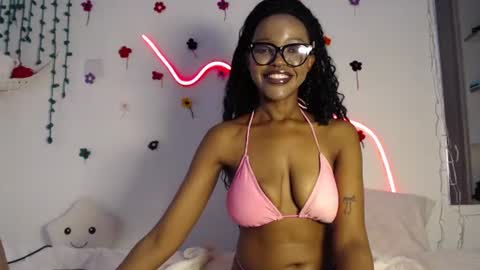 Snapshot of velvetyvixen chatting on September 11, 8:14 am COCO XOXO online show from September 11, 8:14 am