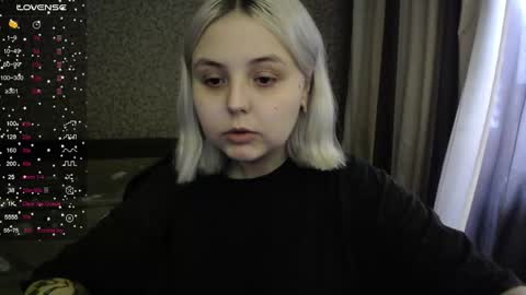 Snapshot of vendymories chatting on November 2, 5:43 am eva 3 online show from November 2, 5:43 am