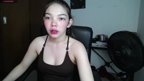 Snapshot of venelope1 chatting on January 25, 11:43 pm Venelope 3 online show from January 25, 11:43 pm