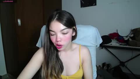 Snapshot of venelope1 chatting on February 17, 1:47 am Venelope 3 online show from February 17, 1:47 am