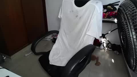 Snapshot of venelope1 chatting on November 8, 2:39 pm Venelope 3 online show from November 8, 2:39 pm