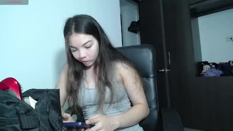 Venelope 3 online show from April 5, 11:35 pm