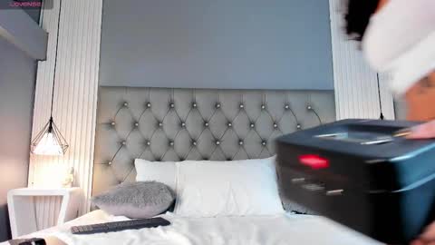 Snapshot of venezsofia chatting on October 23, 6:50 pm venez sofia  online show from October 23, 6:50 pm