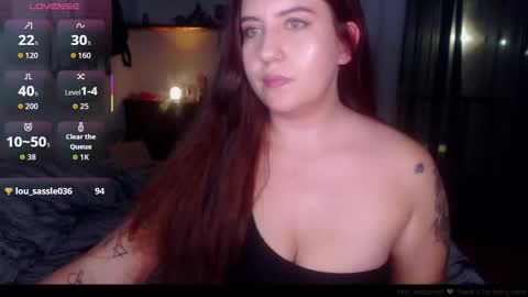 Snapshot of vennus18 chatting on September 24, 3:43 am Vennus online show from September 24, 3:43 am