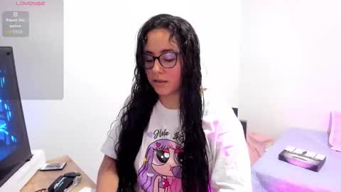 Snapshot of venus_cat_ chatting on October 28, 2:53 pm Venus online show from October 28, 2:53 pm