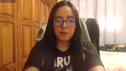 Snapshot of venus_cat_ chatting on December 13, 8:47 pm Venus online show from December 13, 8:47 pm