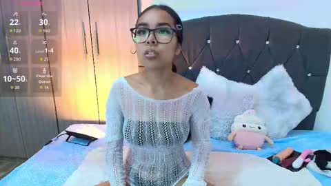 venus_hexxx online show from October 4, 12:30 am