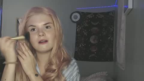 Snapshot of venusastar chatting on November 19, 2:50 pm Miss Venus online show from November 19, 2:50 pm