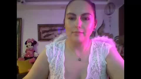 Snapshot of venusina07 chatting on October 10, 6:01 am VENUSINA07 online show from October 10, 6:01 am